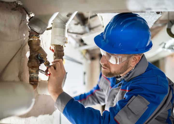 water damage prevention pipe repair Streamwood, IL
